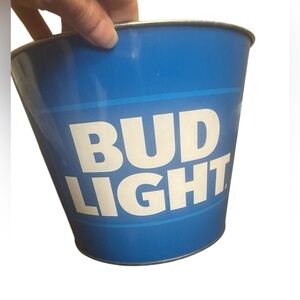 VINTAGE BUD LIGHT Galvanized Ice Bucket Pail Bar Ware Beer Cooler Blue NWOT